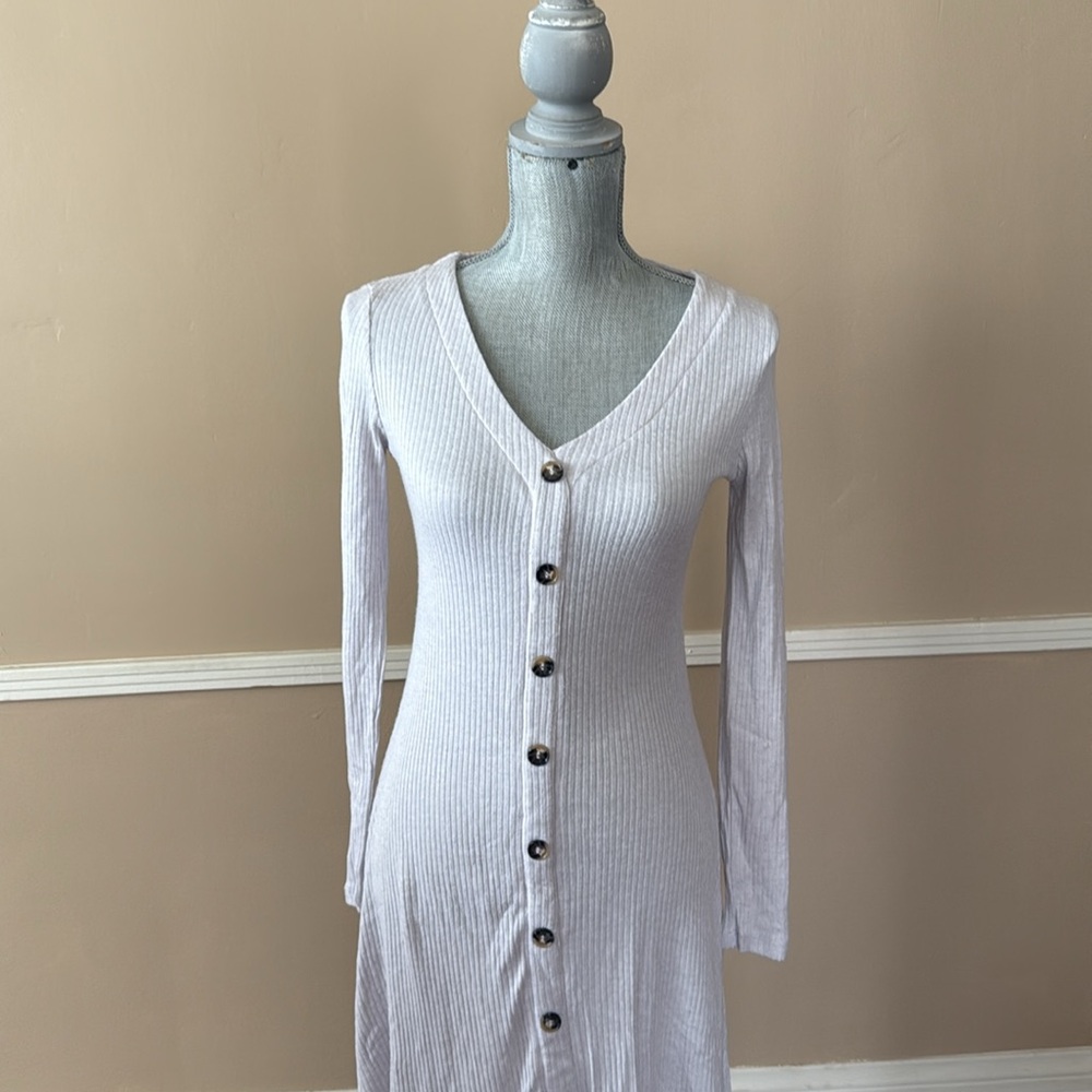 DOUBLE ZERO LONG SLEEVE BUTTON DRESS SIZE SMALL - Picture 3 of 12